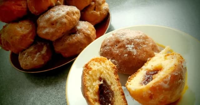 Pyszne paczki bezglutenowe pieczone – łatwy przepis na smakołyk
