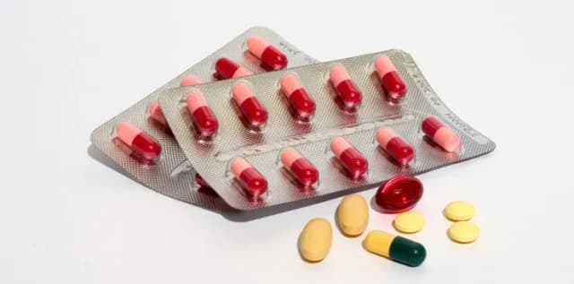 Czy leki na cholesterol obniżają ciśnienie? Oto, co musisz wiedzieć